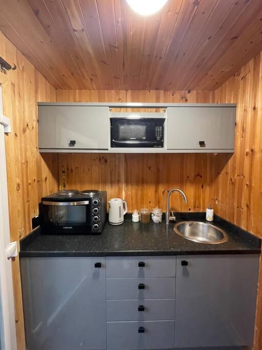 Taigh Beag Apartment Inverlochy Bagian luar foto
